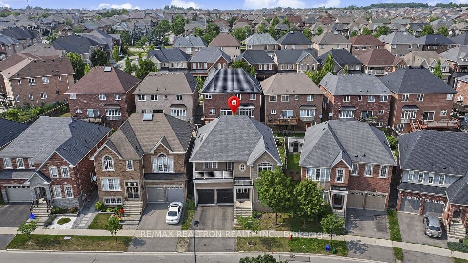28 Brightside Avenue, Richmond Hill, ON L4E 0P6 – photo 3