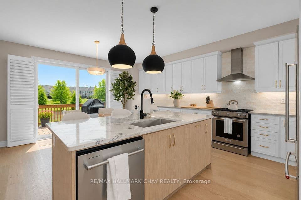 721 Mika Street, Innisfil, ON L9S 0R8 – photo 2