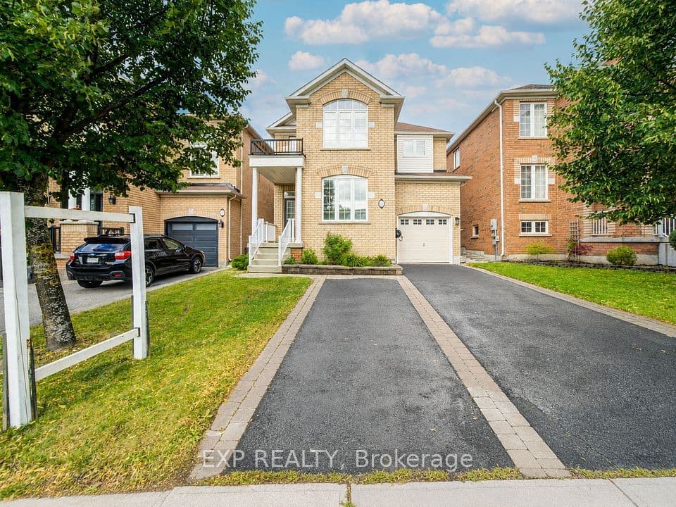 76 Ford Wilson Boulevard, Newmarket, ON L3X 3G1 – main photo