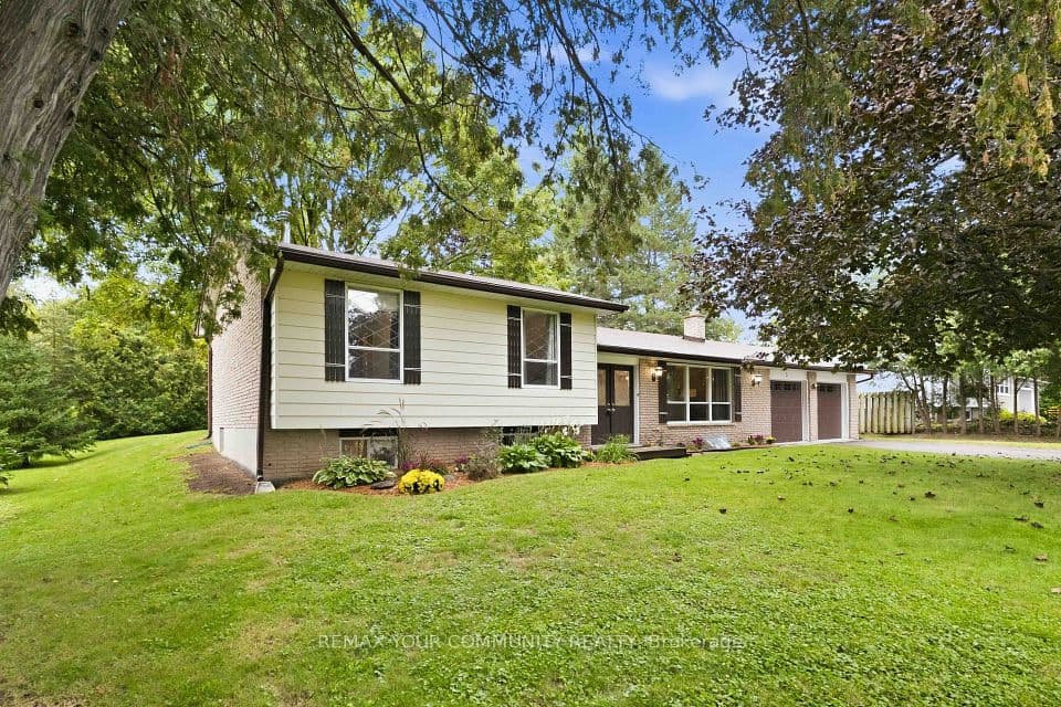 5 Medina Square, Georgina, ON L4P 1E1 – photo 2