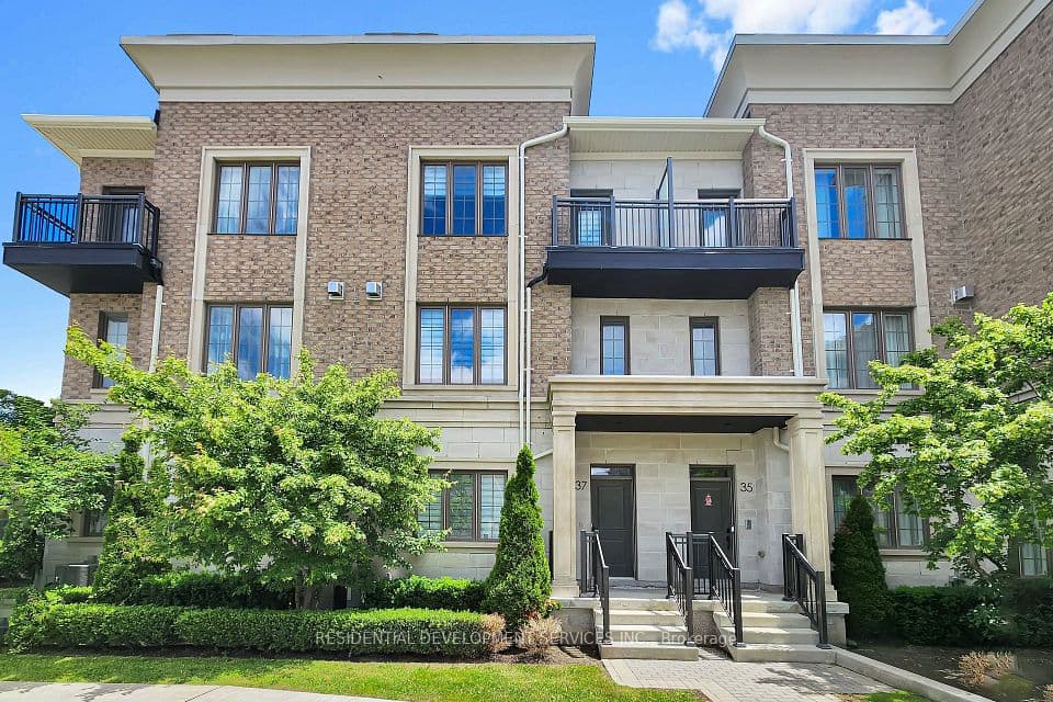 37 Village Parkway, Markham, ON L3R 5R8 – main photo