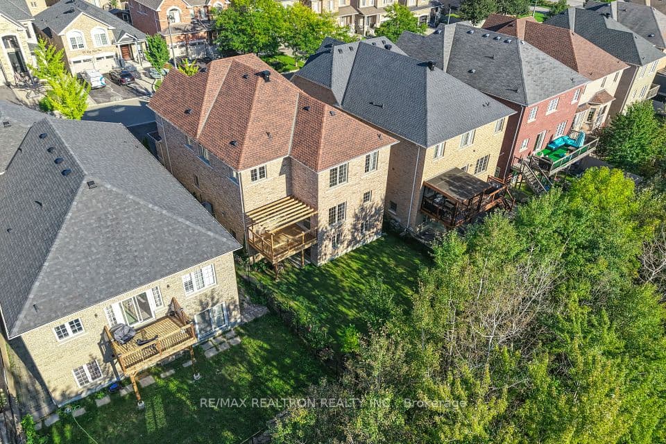 125 Lady Karen Crescent, Vaughan, ON L6A 0X3 – photo 3