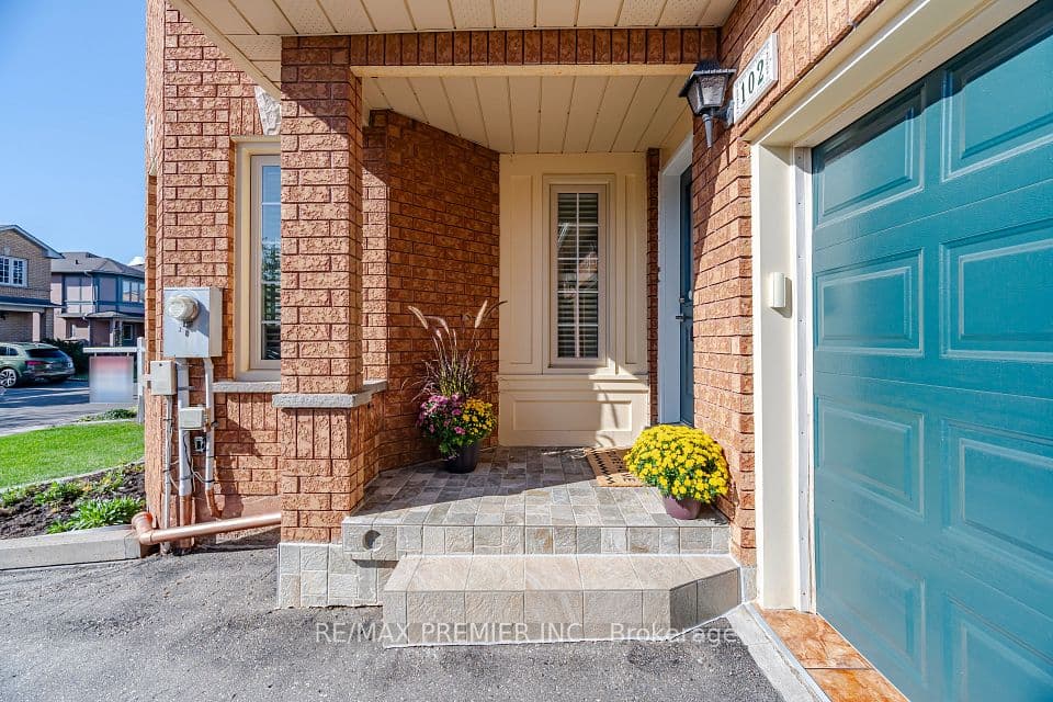 102 Pinedale Gate 66, Vaughan, ON L4L 8X3 – photo 2