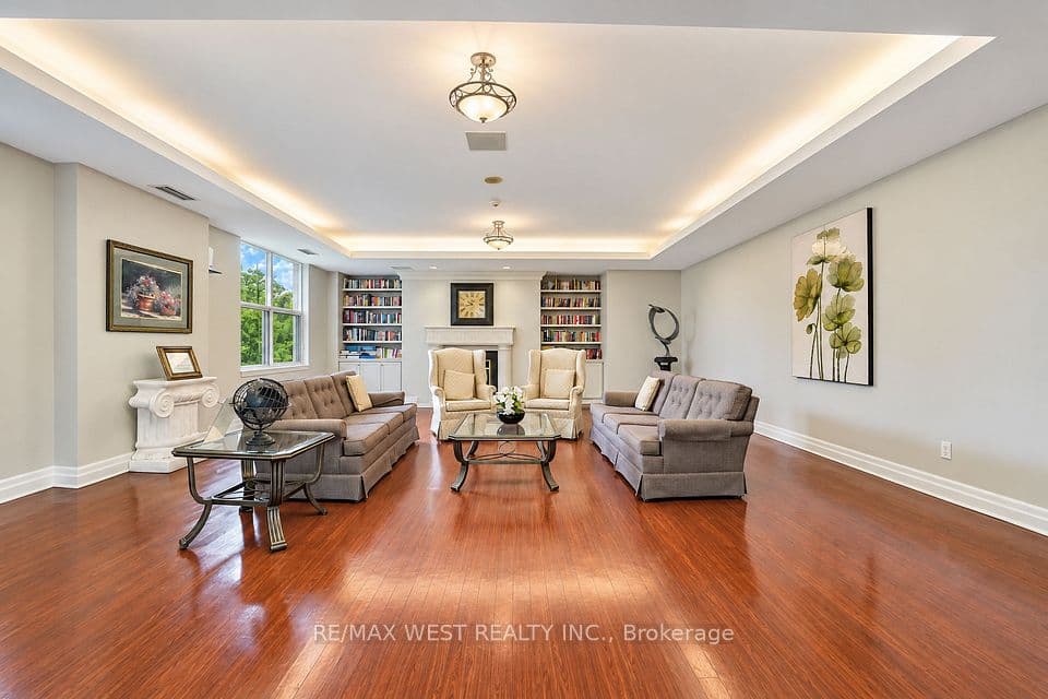 2502 Rutherford Road 322, Vaughan, ON L4K 5N6 – photo 3