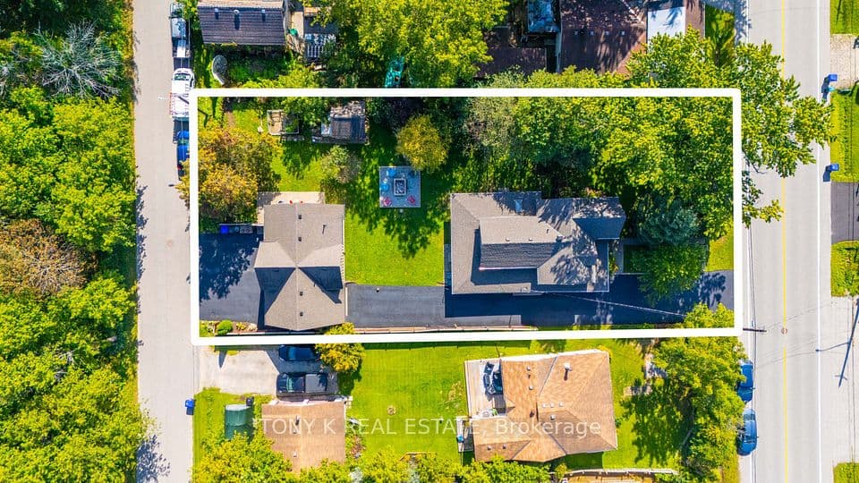 1027 Ewart Street, Innisfil, ON L0L 1W0 – photo 3