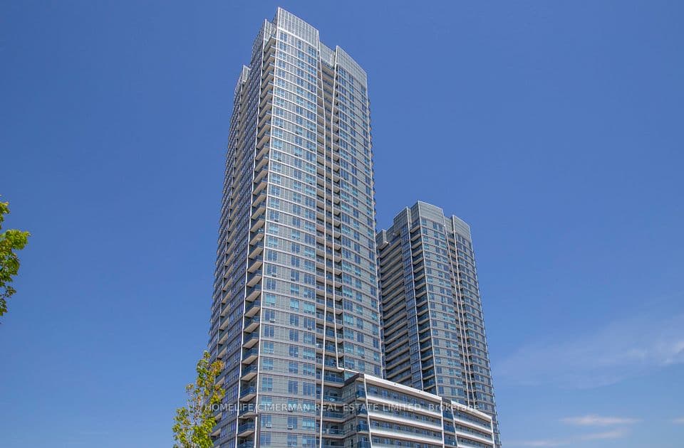 30 Upper Mall Way 2008, Vaughan, ON L4J 0L7 – main photo