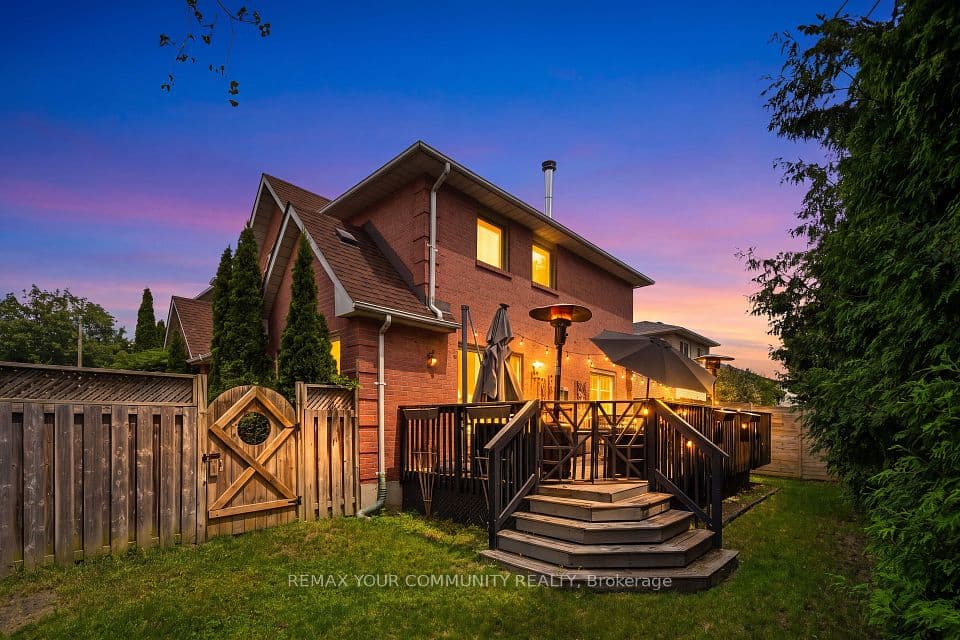 68 Autumn Way, Aurora, ON L4G 4P4 – photo 3