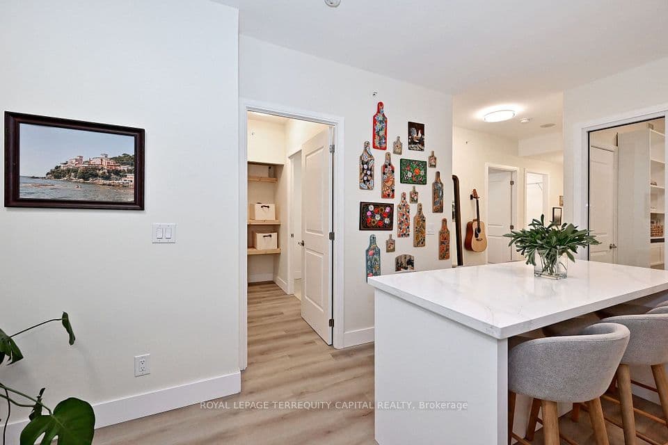 9199 Yonge Street 505, Richmond Hill, ON L4C 1H7 – main photo
