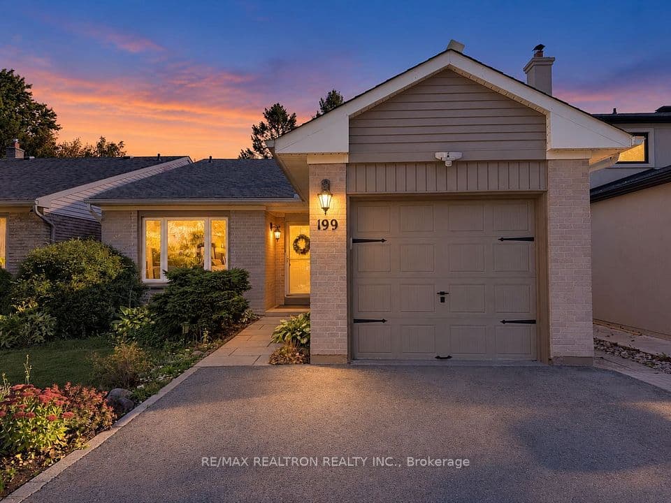 199 Weldrick Road W, Richmond Hill, ON L4C 5J2 – main photo