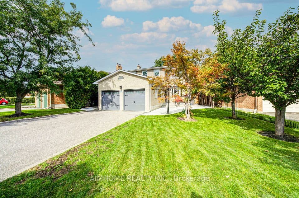 83 Houseman Crescent, Richmond Hill, ON L4C 7S7 – photo 2