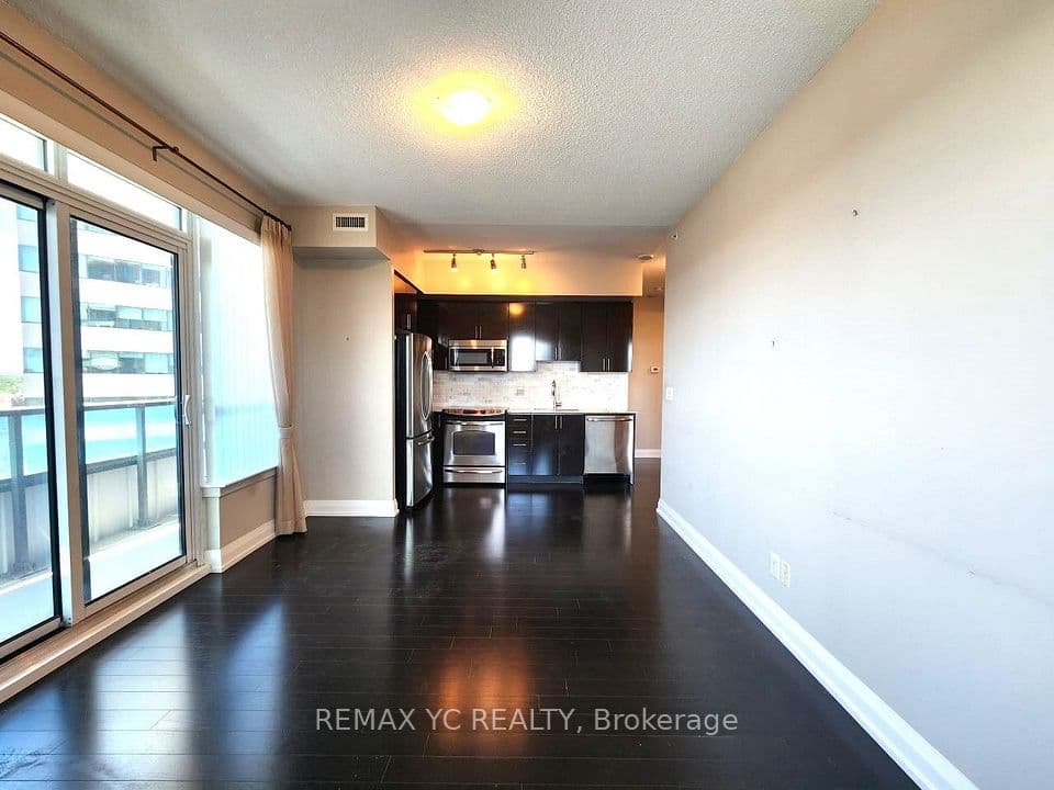7171 Yonge Street 408, Markham, ON L3T 0C5 – photo 3