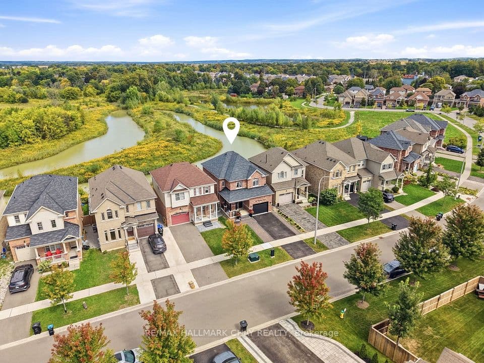 56 Strachan Trail, New Tecumseth, ON L0G 1A0 – main photo