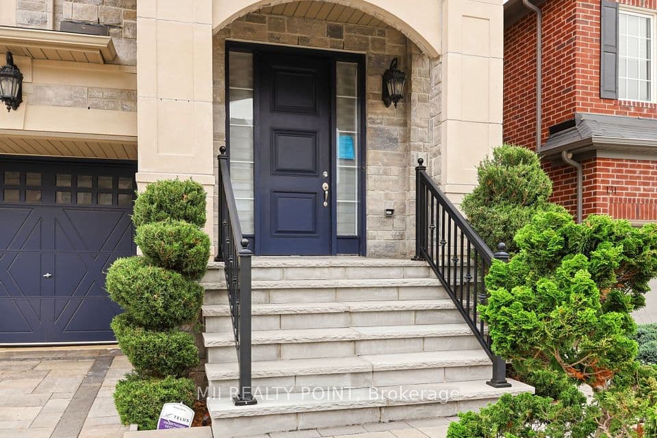 135 Abner Miles Drive, Vaughan, ON L6A 4X4 – photo 2