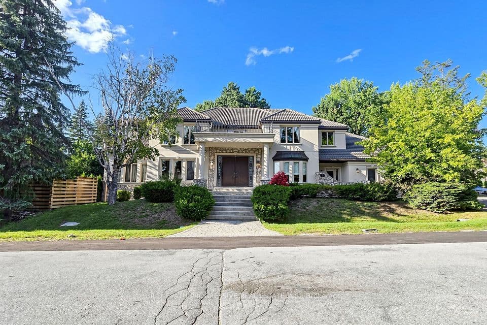 2 Thornlea Court, Markham, ON L3T 2R2 – photo 2