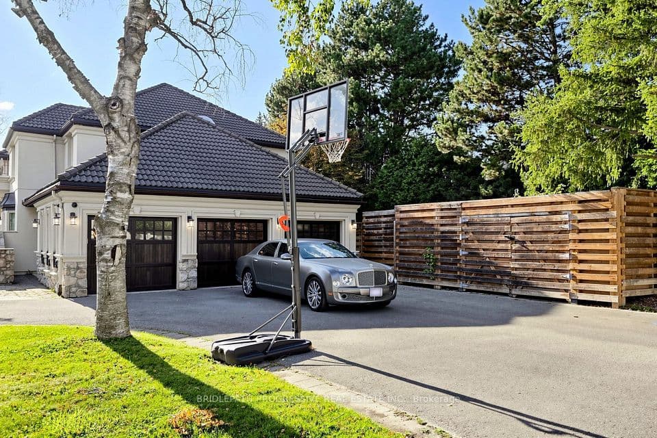 2 Thornlea Court, Markham, ON L3T 2R2 – photo 3
