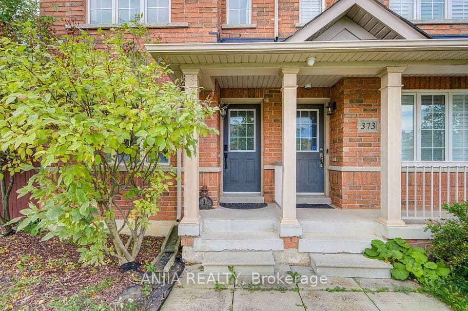 375 White's Hill Avenue, Markham, ON L6B 0J3 – photo 3