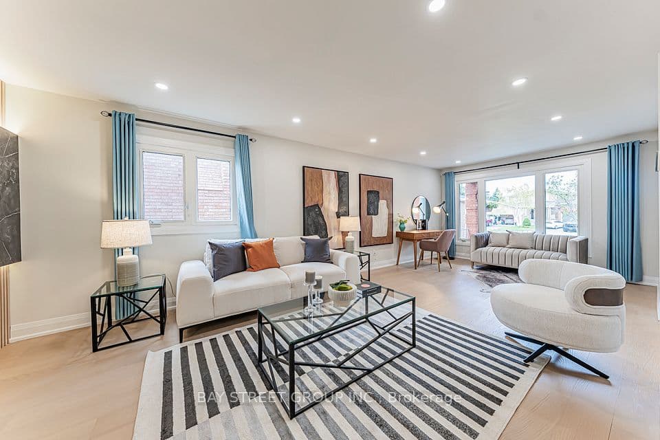 146 Cabinet Crescent, Vaughan, ON L4L 6E5 – photo 3