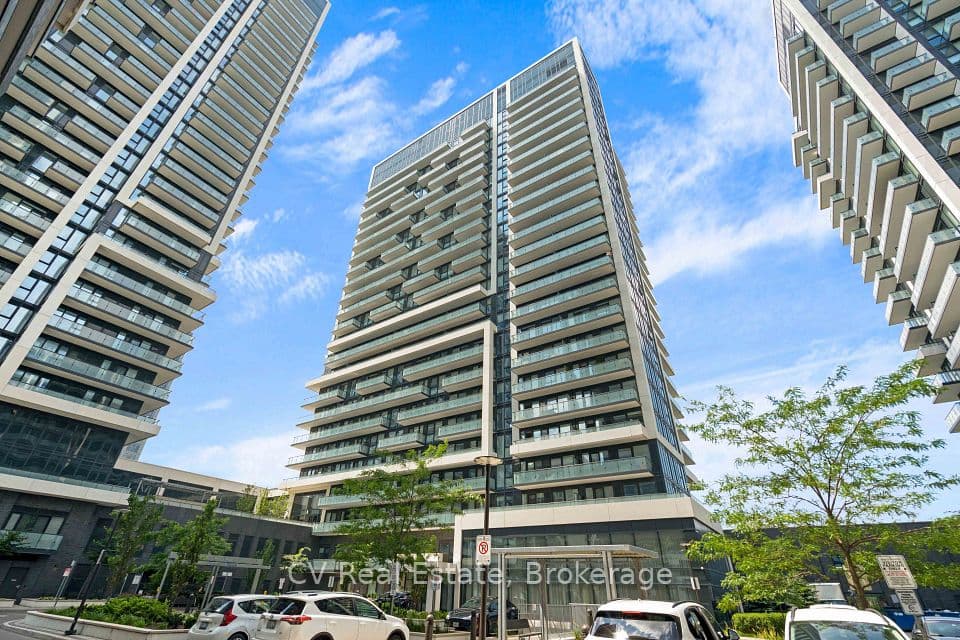 95 Oneida Crescent, Richmond Hill, ON L4B 0H5 – photo 2