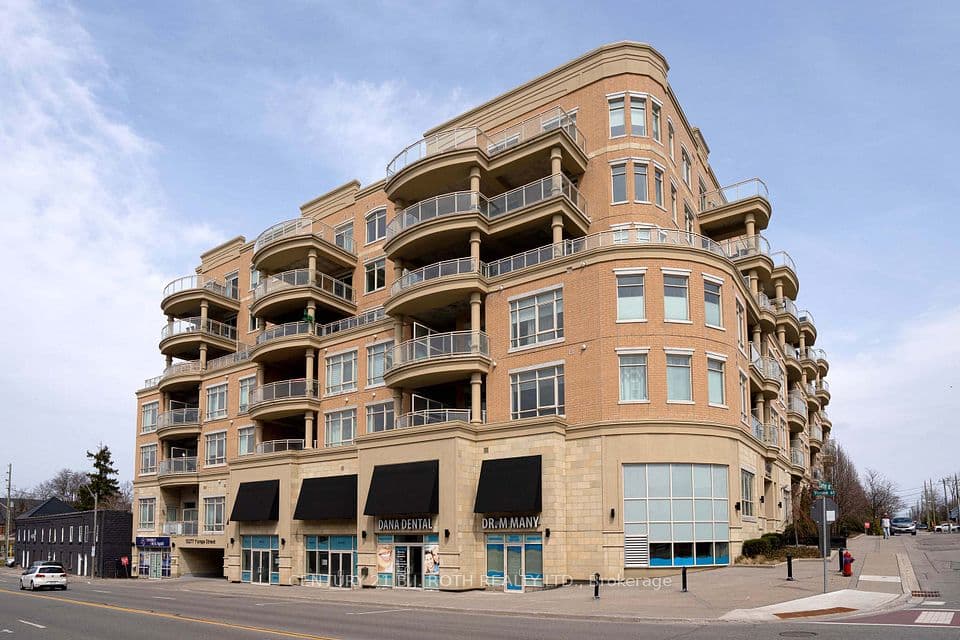 15277 Yonge Street S 313, Aurora, ON L4G 1Y3 – main photo