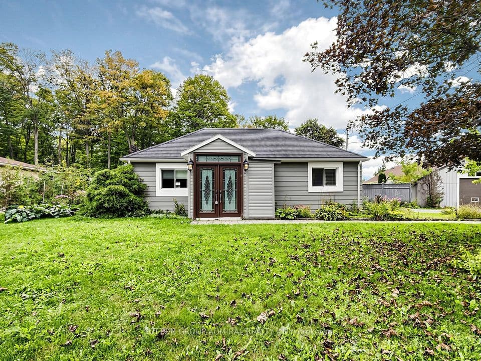 4631 Aurora Road, Whitchurch-Stouffville, ON L4A 7X4 – main photo