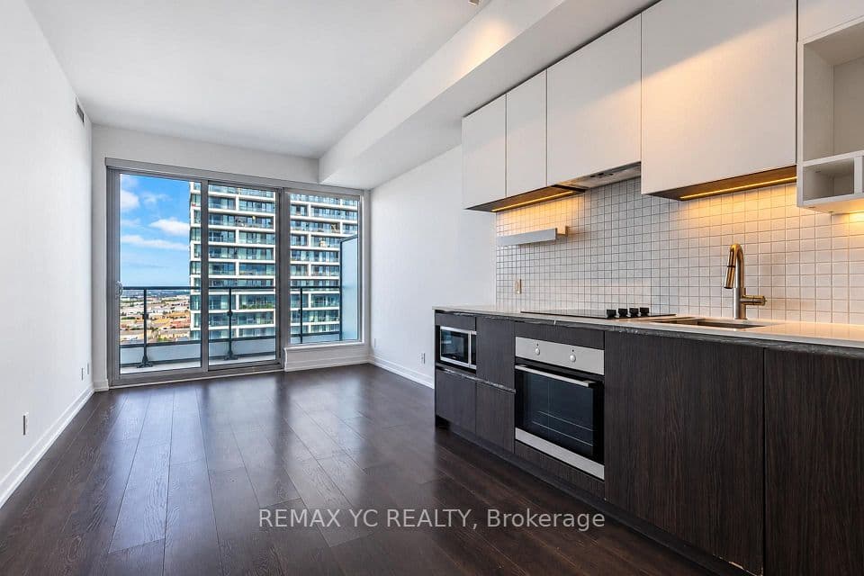 5 Buttermill Avenue 3501, Vaughan, ON L4K 0J5 – photo 3