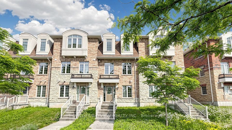 10981 Woodbine Avenue, Markham, ON L6C 0X4 – main photo