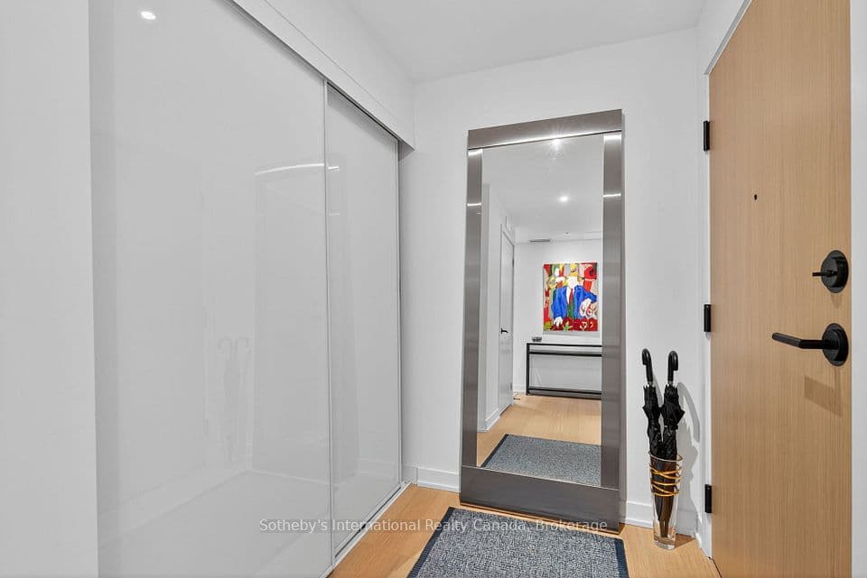 31 Huron Street 224, Collingwood, ON L9Y 5T7 – photo 2