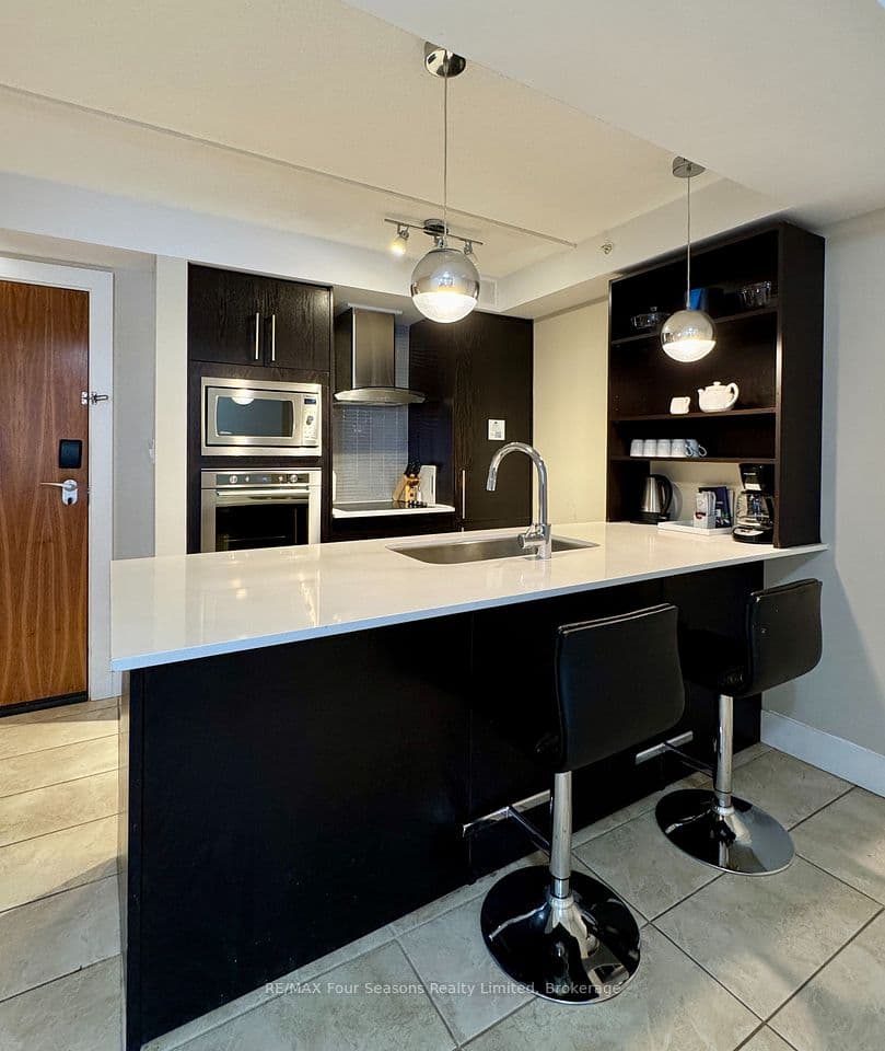 9 Harbour Street E 5209, Collingwood, ON L9Y 5C5 – main photo