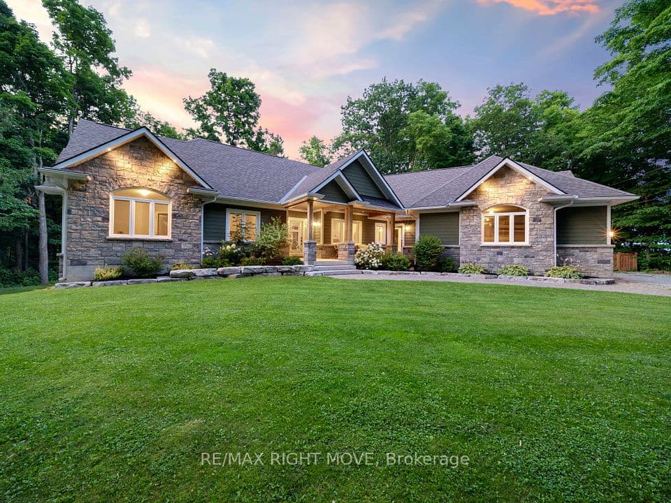 143 Bass Line, Oro-Medonte, ON L3V 0J9 – main photo