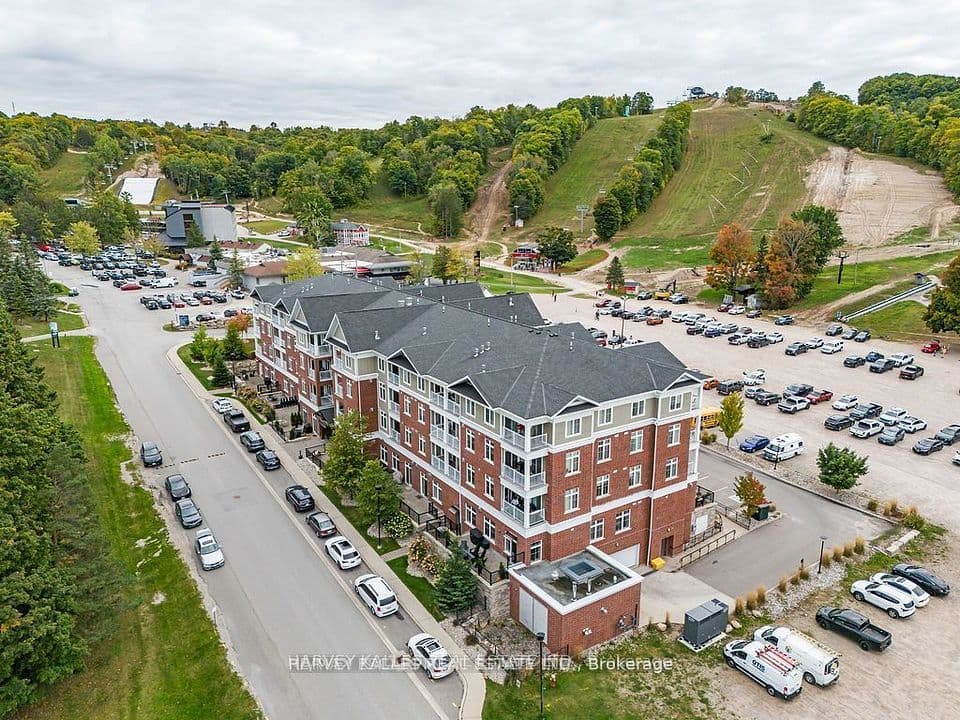 40 Horseshoe Boulevard 416, Oro-Medonte, ON L4M 4Y8 – main photo