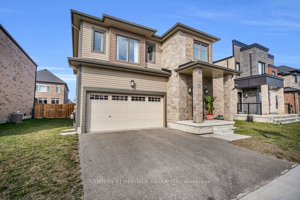 13 Mabern Street, Barrie, ON L9J 0J1 – photo 2