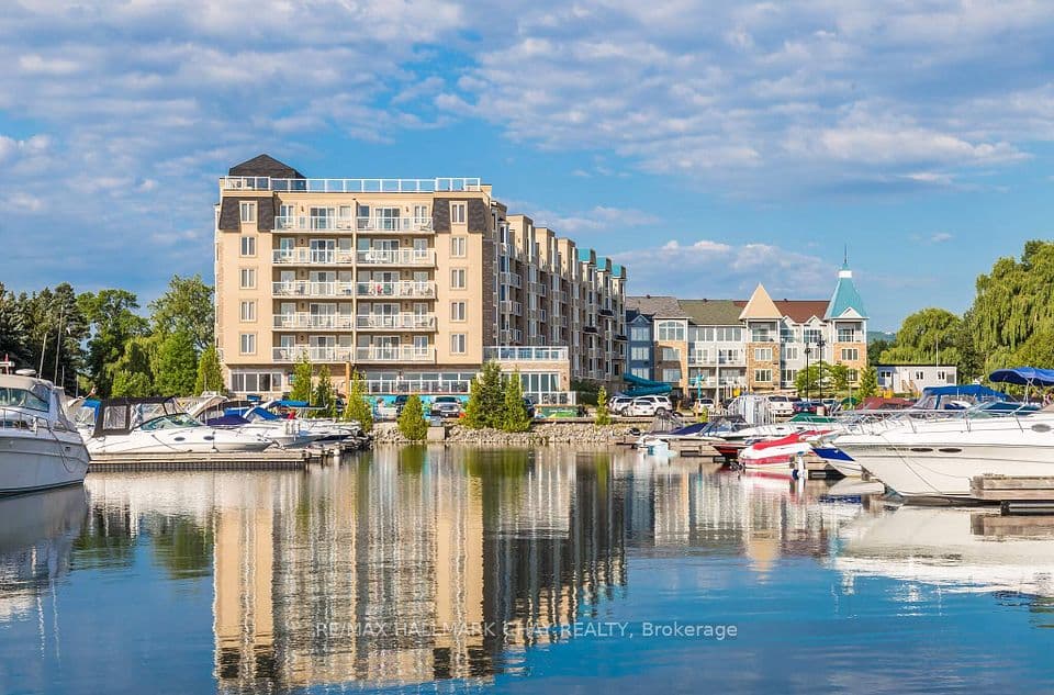 9 Harbour Street E 2108/2110, Collingwood, ON L9Y 5B5 – main photo
