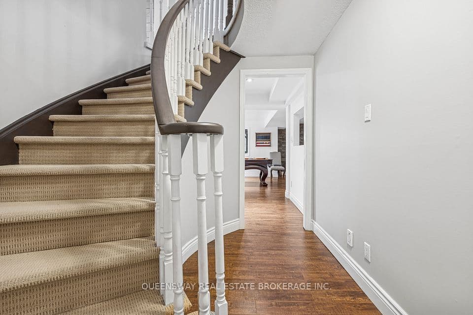 69 CITYVIEW Circle, Barrie, ON L4N 7V1 – photo 3