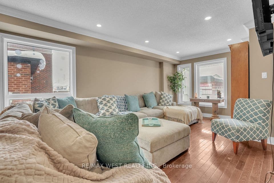173 Prince William Way, Barrie, ON L4M 7G4 – photo 2