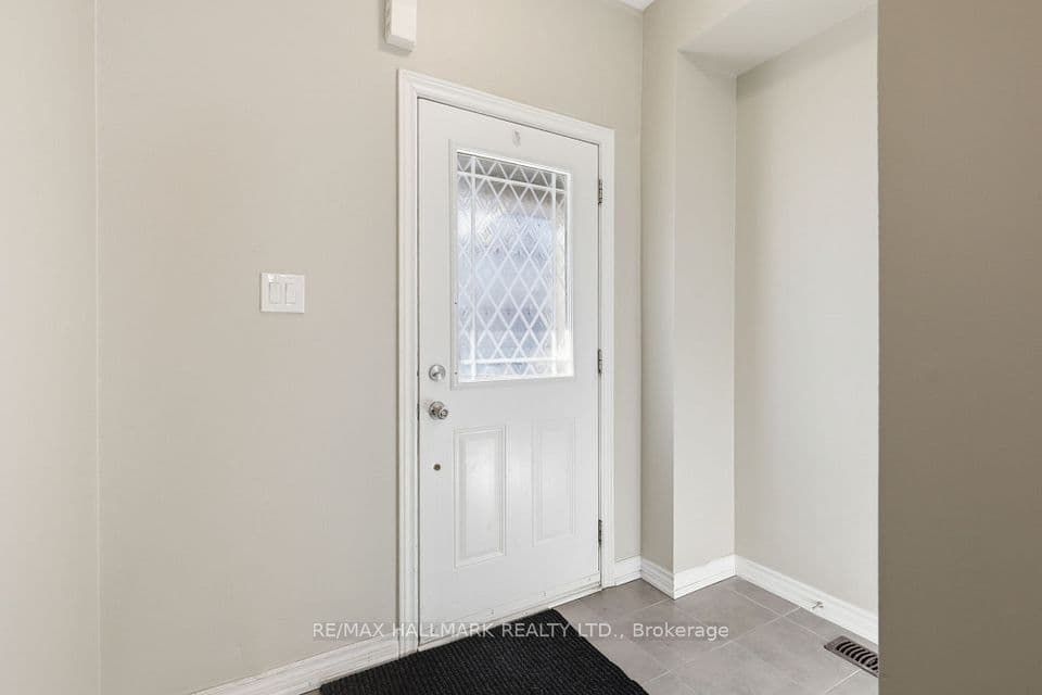 38 Deneb Street, Barrie, ON L4M 0K6 – photo 3