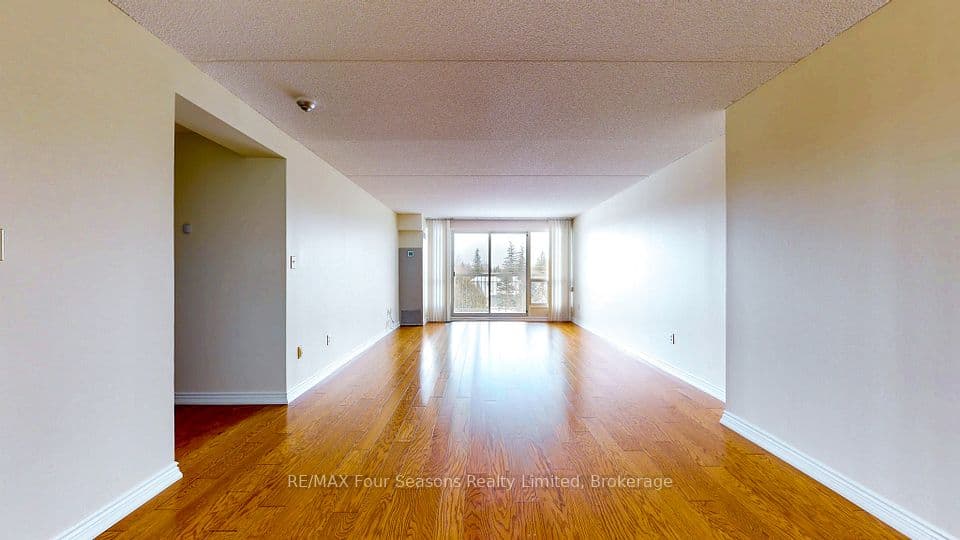 172 Eighth Street 409, Collingwood, ON L9Y 4T2 – photo 3