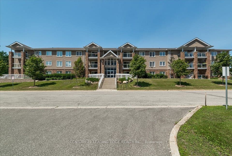 43 Coulter Street 20, Barrie, ON L4N 6L9 – main photo