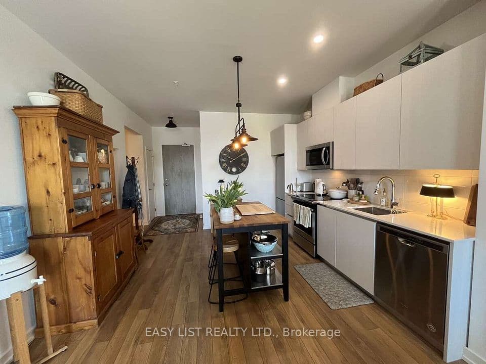 21 Matchedash Street S 316, Orillia, ON L3V 4W4 – photo 3