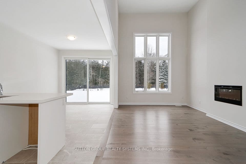 146 Roseanne Circle, Wasaga Beach, ON L9Z 0N1 – photo 2