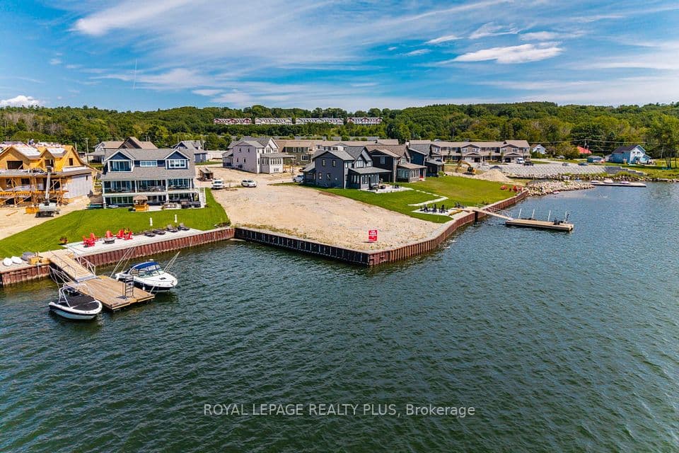 20 Navigator Road, Penetanguishene, ON L9M 0W6 – main photo