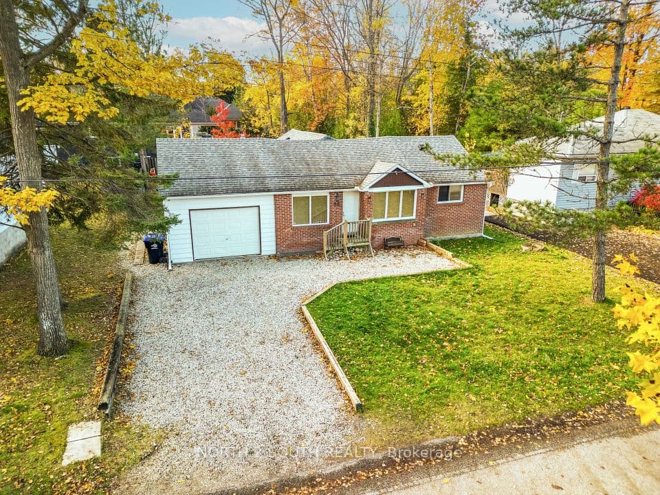 98 33rd Street N, Wasaga Beach, ON L9Z 2B9 – photo 2