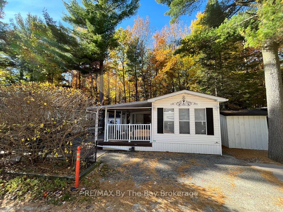 85 Theme Park Drive 68, Wasaga Beach, ON L9Z 1X7 – photo 2