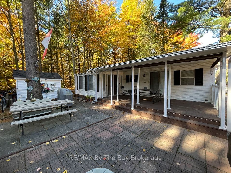 85 Theme Park Drive 68, Wasaga Beach, ON L9Z 1X7 – main photo