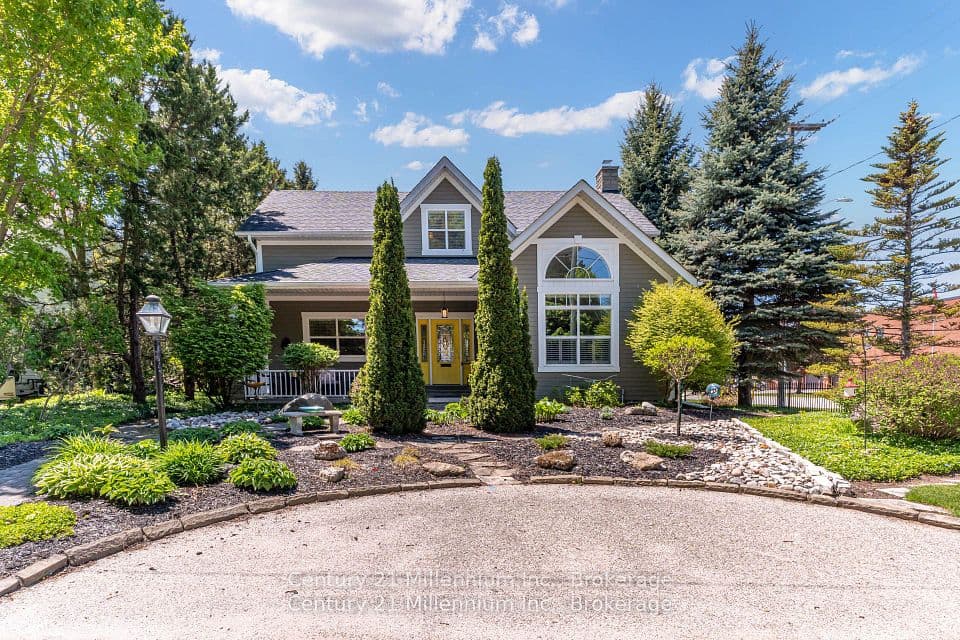 210 Minnesota Street, Collingwood, ON L9Y 3S5 – main photo