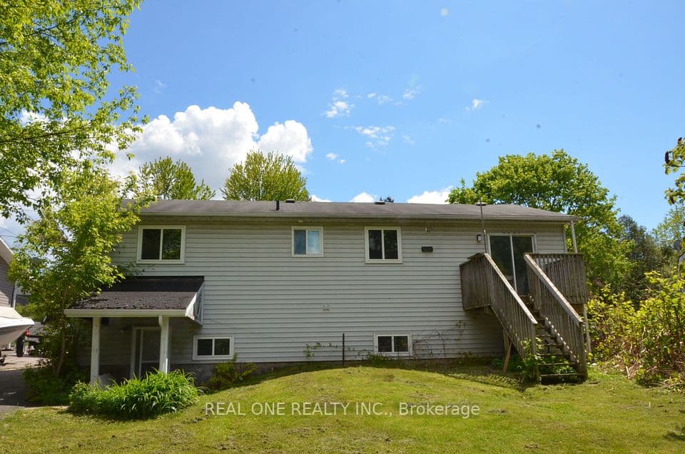 216 Foster Drive, Barrie, ON L4N 3X8 – photo 2