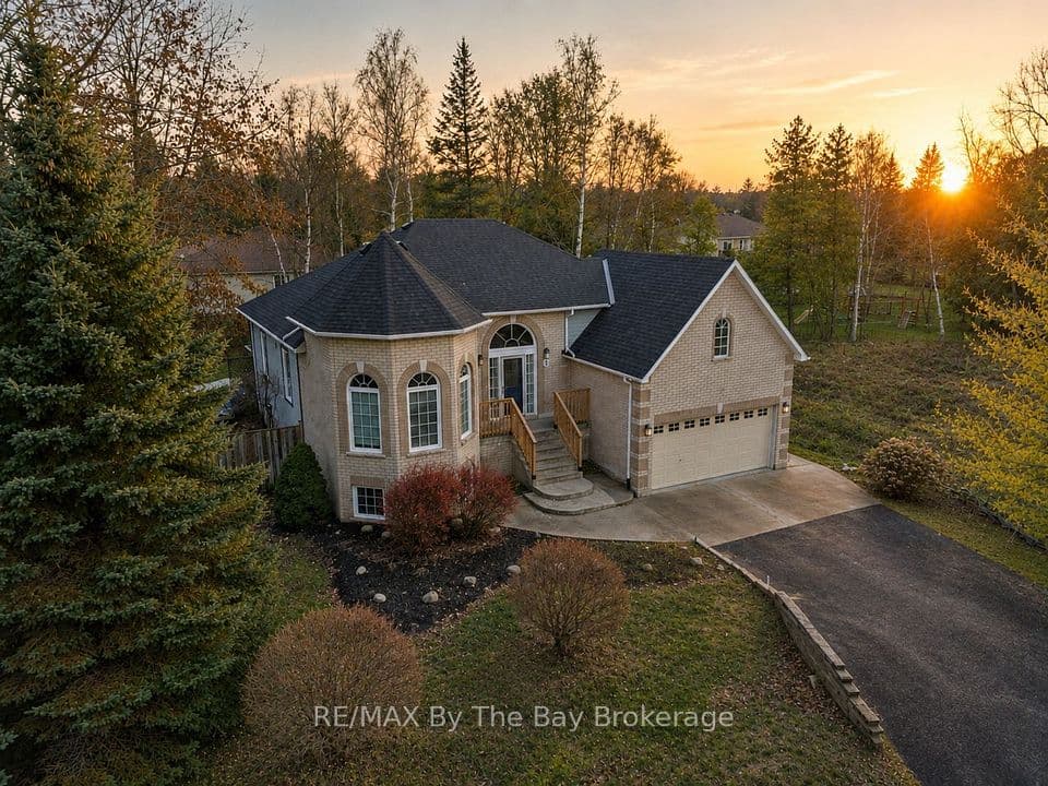 6 Deerrun Place, Wasaga Beach, ON L9Z 1H8 – main photo