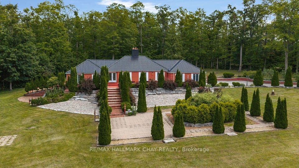 24 Woodland Crescent, Oro-Medonte, ON L4M 4Y8 – main photo