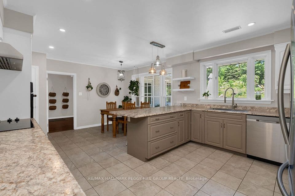 1863 Tiny Beaches Road S, Tiny, ON L0L 1P1 – photo 3