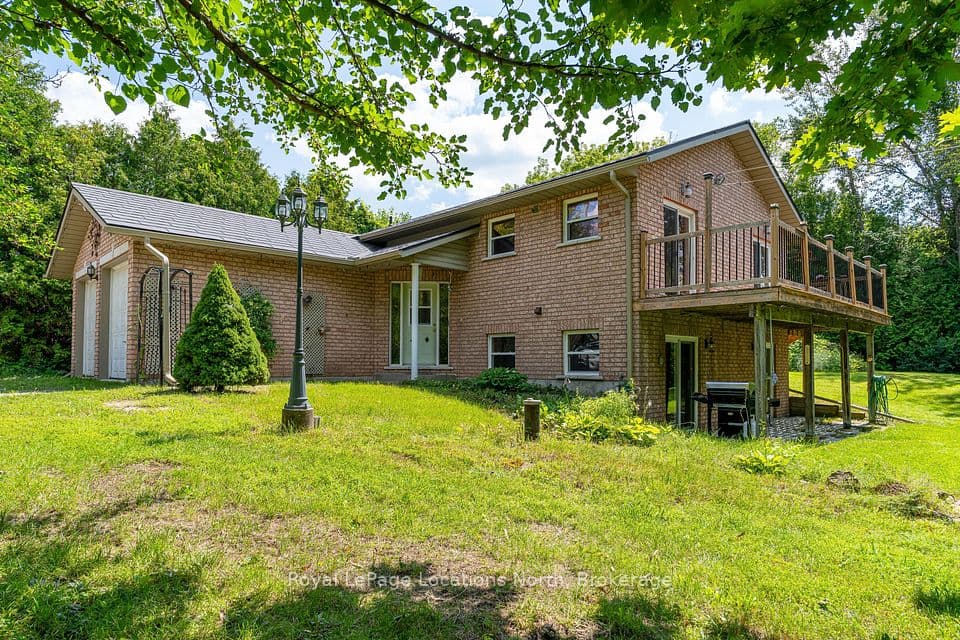8081 Poplar Side Road, Clearview, ON L9Y 3Y9 – main photo