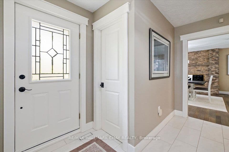 11 Park Trail, Springwater, ON L9X 0L3 – photo 3